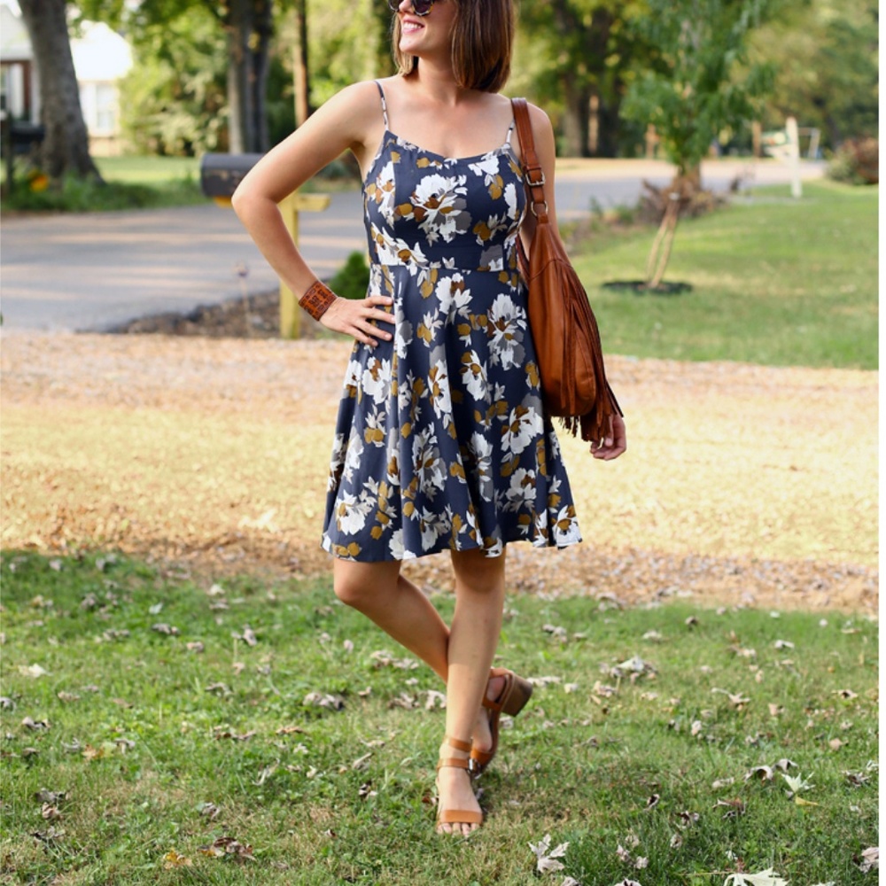 Pretty Floral Summer / Autumn Dress